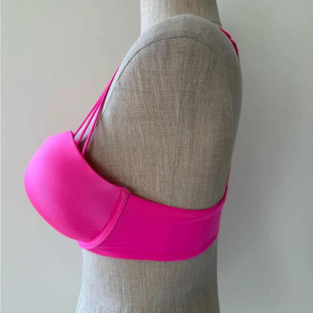 Victoria's Secret Bombshell Plunge Criss Cross Back Bra in Hot Pink - Picture 5 of 8